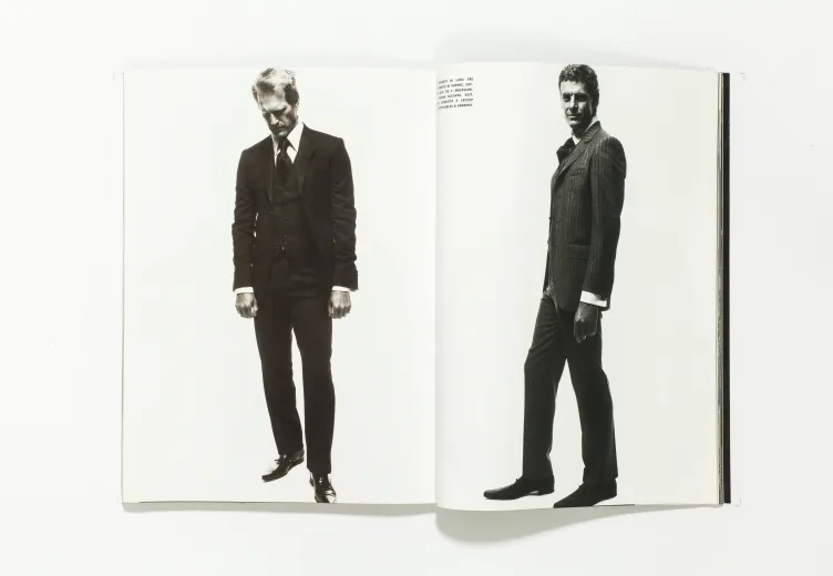 L'UOMO VOGUE - September 2002 An individuai choice by Walter Chin