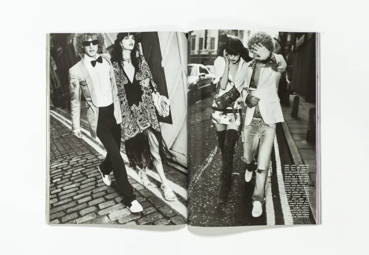 VOGUE ITALIA SPORT January 2004 Sneakers snapshots by Carter Smith