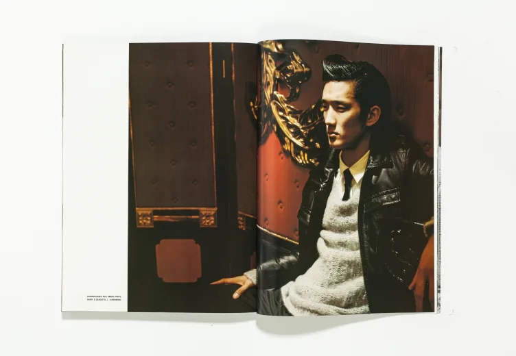 L'UOMO VOGUE - July/August 2006 Full romance by Carter Smith