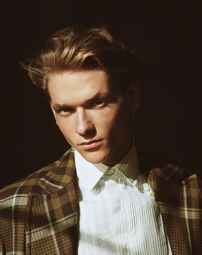 L'UOMO VOGUE - SEPTEMBER 2017 COATS AS UNIFORMS BY BEN WELLER